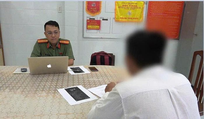 Ông P.Q.C tại cơ quan Công an. Ảnh: Đặng Thanh
