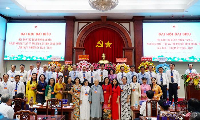 Ban Chấp hành Hội Bảo trợ bệnh nhân nghèo, người khuyết tật và trẻ mồ côi tỉnh Đồng Tháp khóa I, nhiệm kỳ 2026 - 2031 ra mắt Đại hội.