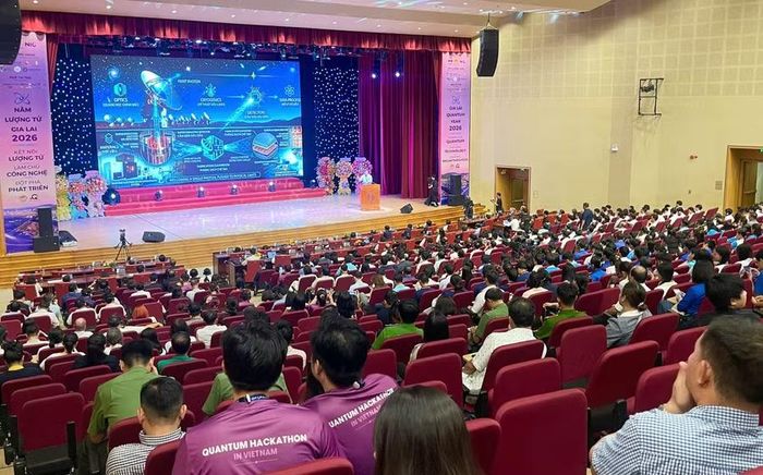  Quang cảnh lễ khai mạc. Ảnh: Hồ Điểm 