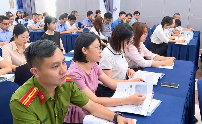  Đại biểu tham dự hội nghị tập huấn cập nhật quy định mới về xuất xứ hàng hóa năm 2026. Ảnh: X.Đ 