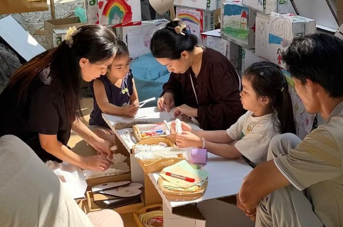 Chương trình đặt mục tiêu bảo đảm mọi trẻ em được sống trong môi trường an toàn, lành mạnh. Ảnh: Phương Vi