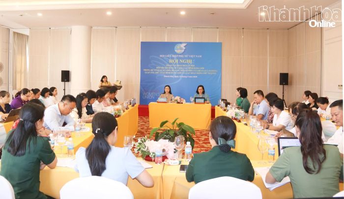 Quang cảnh hội nghị.