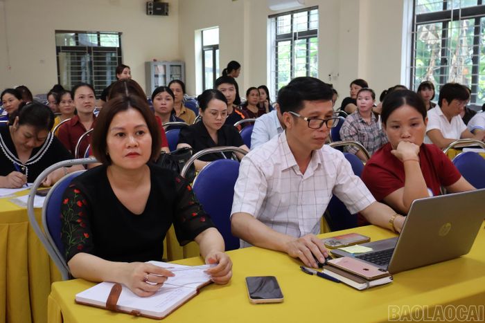 Học viên tham dự hội nghị tập huấn.