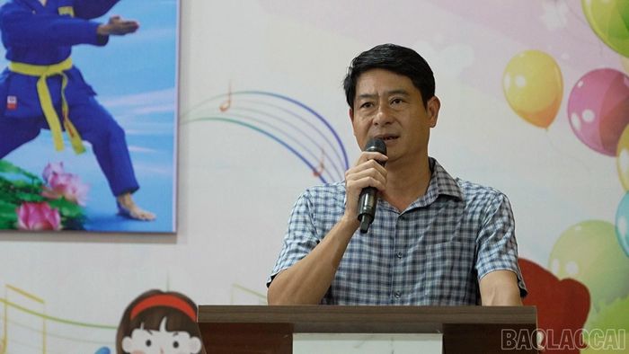 Ông Nguyễn Thái Hòa - Phó Giám đốc Sở Văn hóa, Thể thao và Du lịch tỉnh phát biểu tại lễ khai mạc.