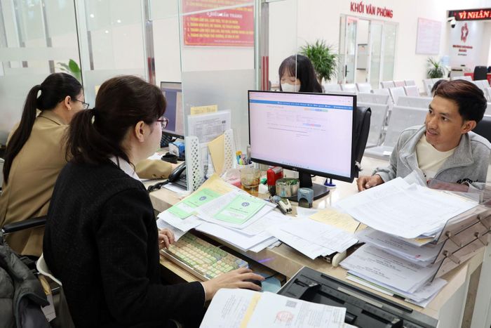 BHXH tỉnh Lâm Đồng đẩy mạnh cải cách thủ tục hành chính, mở rộng dịch vụ công trực tuyến và cắt giảm thời gian giải quyết hồ sơ cho cá nhân, tổ chức