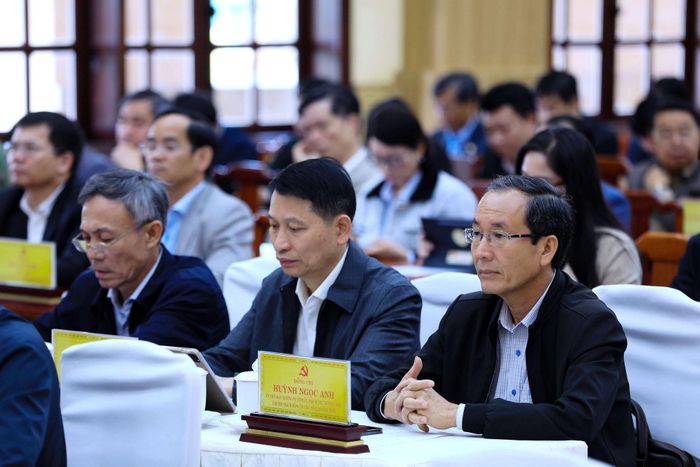 Các đại biểu tham dự hội nghị tại điểm cầu Hội trường Tỉnh ủy Lâm Đồng