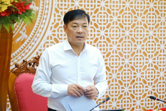Đồng chí Lê Trọng Yên, Ủy viên Ban Thường vụ Tỉnh ủy, Phó Chủ tịch Thường trực UBND tỉnh phát biểu kết luận tại buổi làm việc