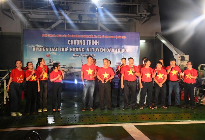 Tiết mục tham gia thi văn nghệ của đoàn công tác tỉnh Khánh Hòa