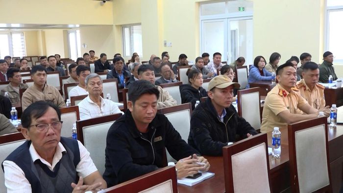 Các đại biểu tham dự hội nghị