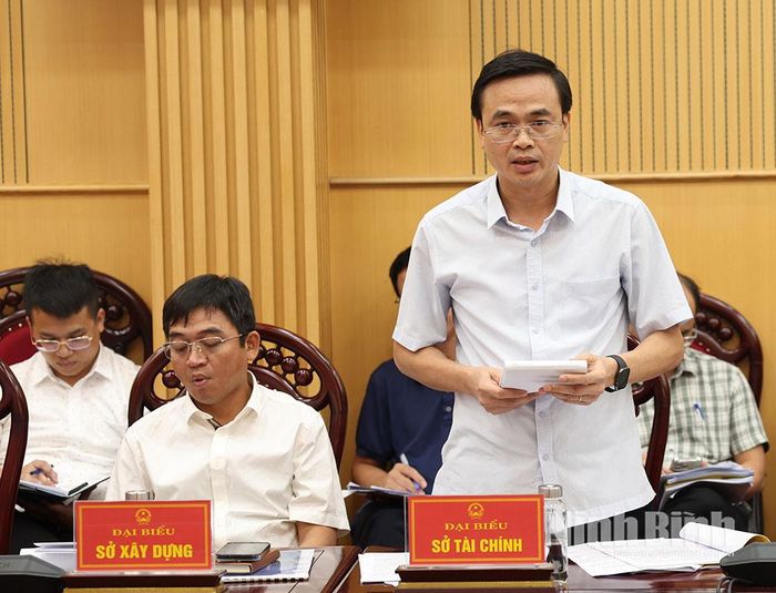 Đại biểu Sở Tài chính phát biểu tại buổi làm việc.