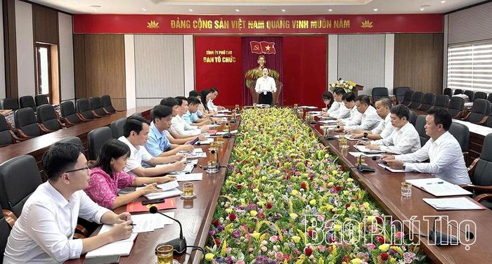 Quang cảnh buổi sinh hoạt chuyên đề.