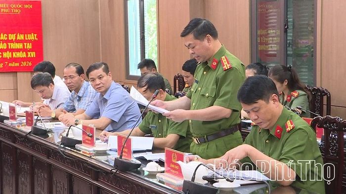 Đại biểu tham gia góp ý đối với Bộ luật Hình sự (sửa đổi).