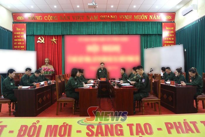 Hội nghị UBND xã tổ chức hiệp đồng, chỉ thị bảo đảm cho chiến đấu phòng thủ.