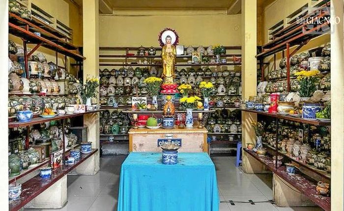 Hiện chùa thờ tự hơn 300 hủ cốt nằm trong khu vực giải tỏa, cần nhanh chóng xây mới nơi thờ tự trang nghiêm để ổn định
