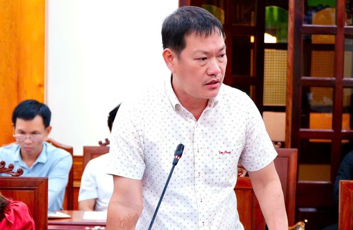 Ông Trần Sơn Tùng, Giám đốc Công ty TNHH Kinh doanh vận tải Sơn Tùng chia sẻ tại hội nghị.