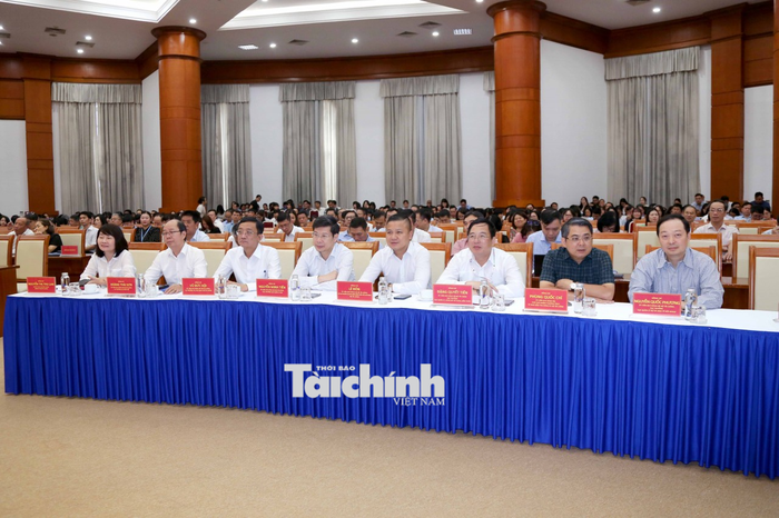 Gần 900 đại biểu tham dự hội nghị tại điểm cầu Bộ Tài chính (28 Trần Hưng Đạo). Ảnh: Đức Minh