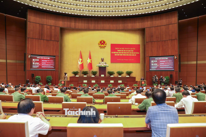 Toàn cảnh hội nghị tại điểm cầu trung tâm - Hội trường Diên Hồng, Nhà Quốc hội. Ảnh: Đức Thanh