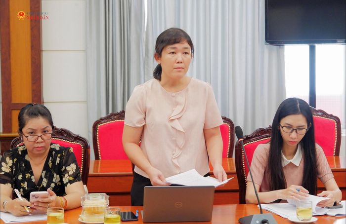 Đại biểu phát biểu ý kiến tại hội nghị. Ảnh: Hoa Lê