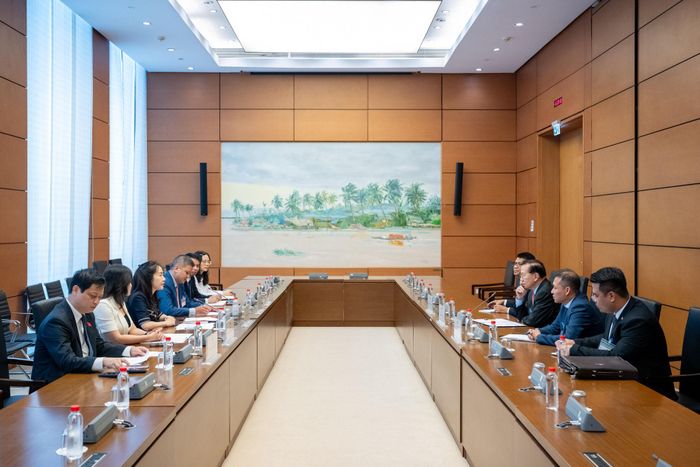 Quang cảnh cuộc tiếp