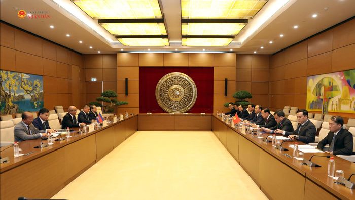 Quang cảnh cuộc tiếp