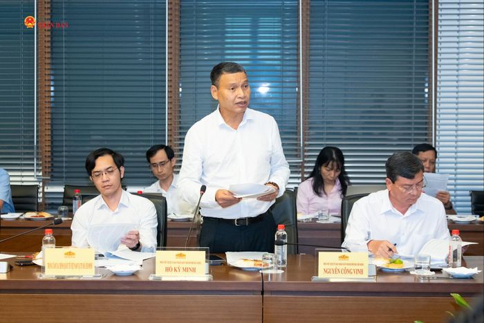 Phó Chủ tịch Thường trực UBND TP. Đà Nẵng, Chủ tịch cơ quan điều hành IFC tại TP. Đà Nẵng Hồ Kỳ Minh phát biểu
