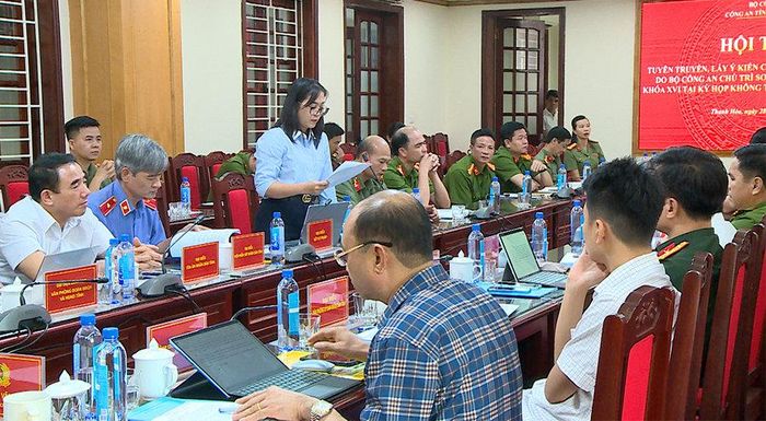Các đại biểu phát biểu ý kiến. Ảnh: Sơn Hà