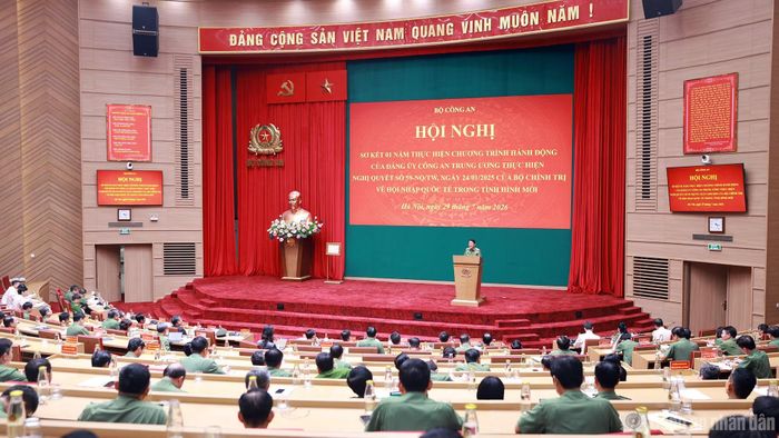 Quang cảnh hội nghị.