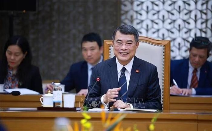 Thủ tướng Lê Minh Hưng tiếp Đoàn đại biểu Ban Tổ chức Trung ương Đảng Nhân dân Cách mạng Lào. Ảnh: Dương Giang/TTXVN