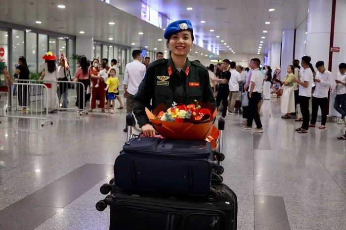 Trung tá Bùi Thị Hiền vừa kết thúc một năm thực hiện nhiệm vụ GGHB LHQ tại phái bộ MINUSCA, Cộng hòa Trung Phi.
