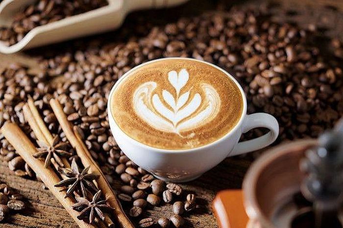 Với người muốn giảm cân, cách pha cà phê và các nguyên liệu được thêm vào cũng cần được chú ý. Ảnh minh họa