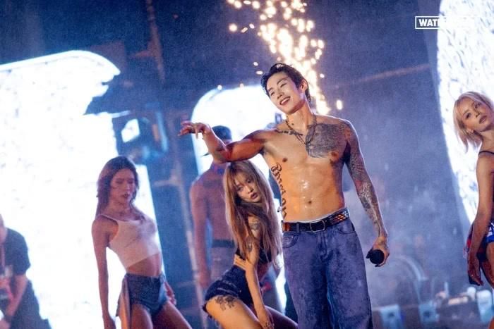 Màn trình diễn tại Waterbomb 2025 của Jay Park nhận được nhiều hưởng ứng từ khán giả.