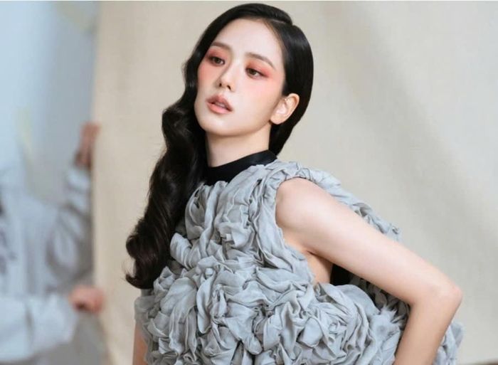 Jisoo được khuyên dừng đóng phim để tập trung lĩnh vực khác. Ảnh: IGNV