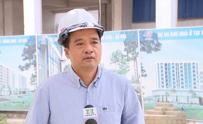 Ông Nguyễn Thế Hùng, Trưởng ban Điều hành dự án nhà ở xã hội Uy Nỗ (xã Đông Anh) chia sẻ. Ảnh: PV
