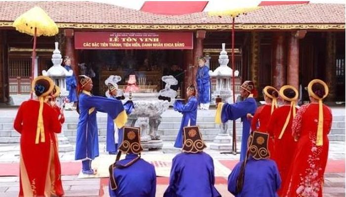 Hiểu đúng về Tổ tiên giúp chúng ta trân trọng những giá trị tốt đẹp, văn minh, đồng thời tránh những quan niệm cực đoan, mê tín không có cơ sở. Ảnh internet