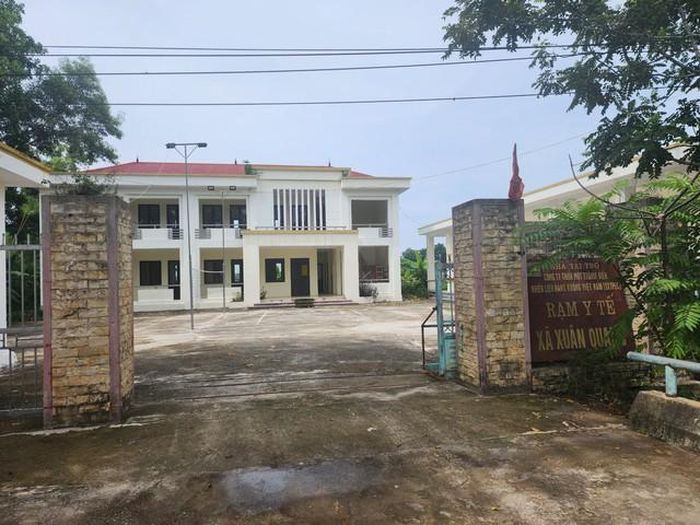 Xã Sao Vàng đã có văn bản đề xuất tỉnh và ngành Y tế sớm bàn giao trụ sở dôi dư để địa phương chủ động bố trí, quản lý. Ảnh: Ngọc Hưng.