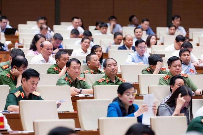 Đại biểu dự Hội nghị tại điểm cầu Nhà Quốc hội. Ảnh: Media Quốc hội