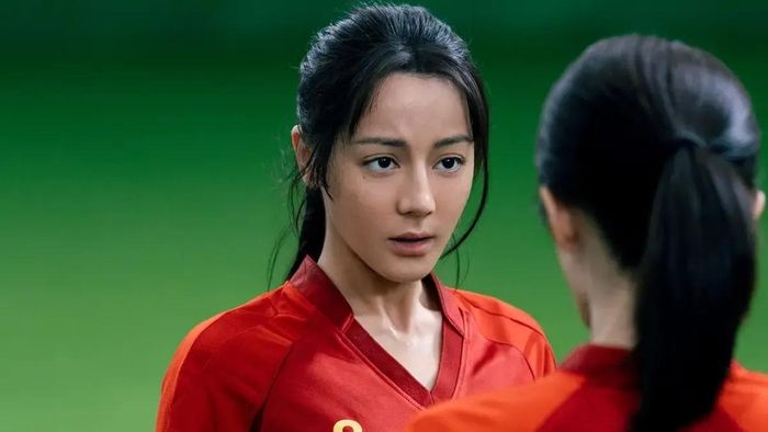 Mỹ nhân Địch Lệ Nhiệt Ba trong phim.