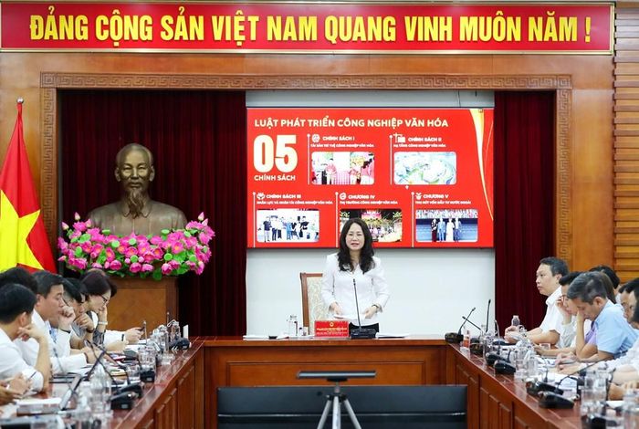 Bộ trưởng Lâm Thị Phương Thanh phát biểu chỉ đạo tại buổi làm việc