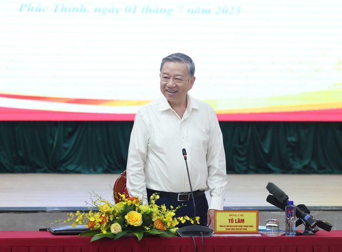 Tổng Bí thư Tô Lâm phát biểu chỉ đạo tại buổi đến thăm, kiểm tra hoạt động của chính quyền địa phương hai cấp tại xã Phúc Thịnh, thành phố Hà Nội. Ảnh: Thống Nhất – TTXVN