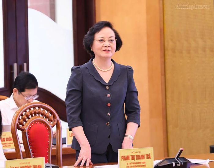 Phó Thủ tướng cảm ơn Ban Tuyên giáo và Dân vận Trung ương, các cơ quan báo chí Trung ương và địa phương đã luôn đồng hành cùng Chính phủ trong công tác thông tin, tuyên truyền - Ảnh: VGP/Thu Giang