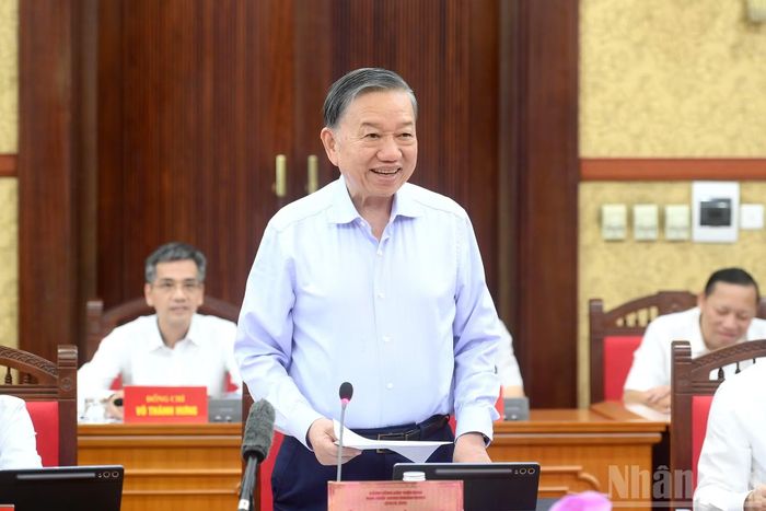 Tổng Bí thư, Chủ tịch nước Tô Lâm phát biểu chỉ đạo phiên họp.