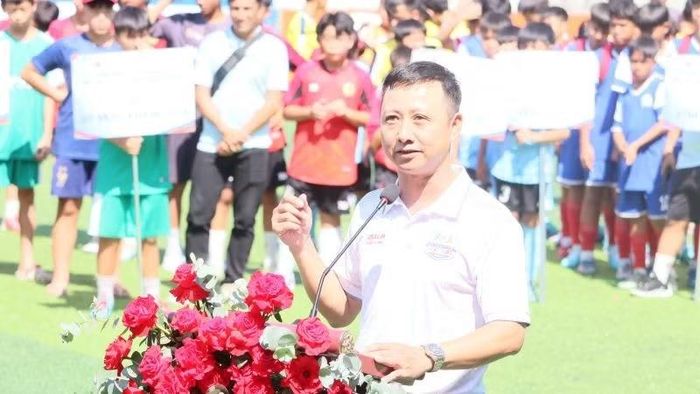 Tiến sĩ Trần Doãn Hùng, Phó Hiệu trưởng Trường đại học Nha Trang phát biểu.
