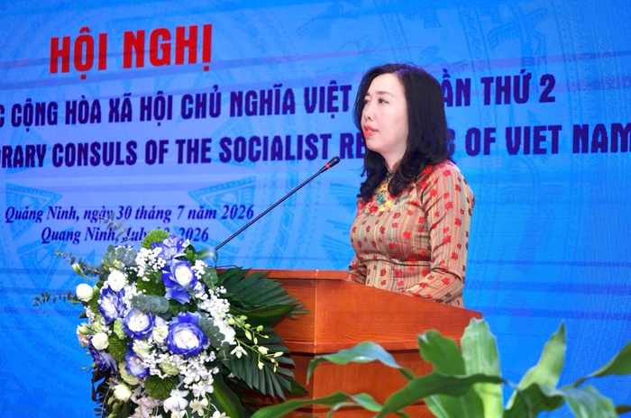 Thứ trưởng Bộ Ngoại giao Lê Thị Thu Hằng phát biểu tại hội nghị. Ảnh: Báo Thế giới và Việt Nam