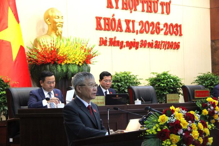 Ông Nguyễn Đức Dũng, Phó Bí thư Thành ủy, Chủ tịch HĐND TP Đà Nẵng phát biểu khai mạc kỳ họp