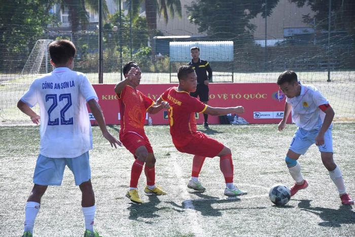 Giải đấu có sự tham gia của 16 đội bóng đến từ Công an các đơn vị nghiệp vụ thuộc Bộ Công an và Công an các địa phương trên cả nước, được chia thành 4 bảng.