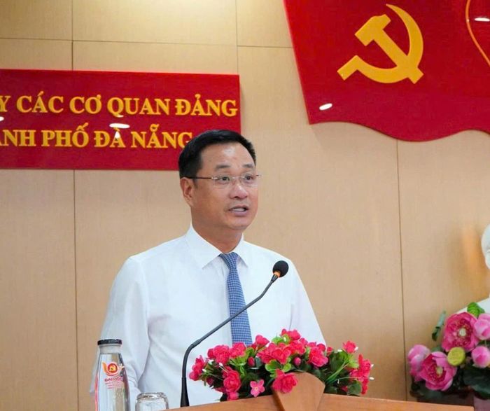 Bí thư Thành ủy Lê Ngọc Quang phát biểu giao nhiệm vụ