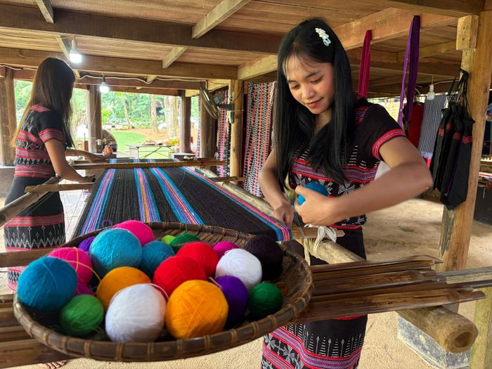 Chuỗi hoạt động nhằm giới thiệu, bảo tồn và phát huy các giá trị văn hóa truyền thống của đồng bào Khmer Nam bộ