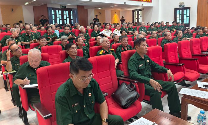  Cựu chiến binh tham dự hội nghị đối thoại. Ảnh: NGUYỄN TÂN 