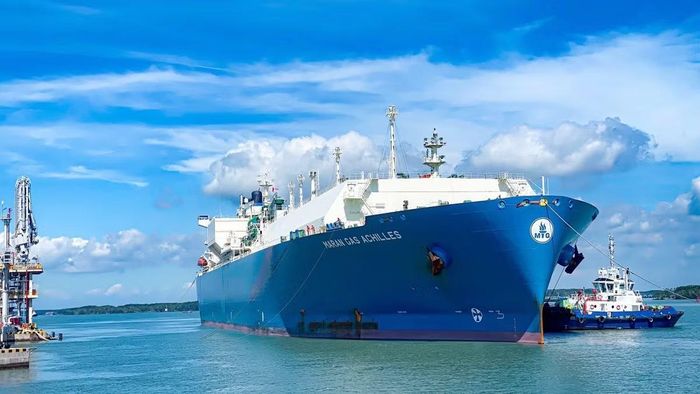 Tàu Maran Gas Achilles cung cấp chuyến hàng LNG phục vụ chạy thử Kho LNG Thị Vải của PV GAS vào tháng 7/2023 từ Nhà cung cấp Shell Eastern LNG