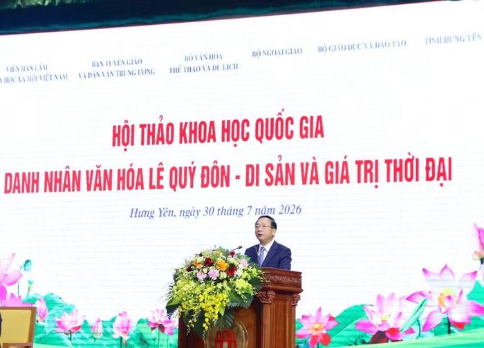 Ông Trịnh Văn Quyết - Ủy viên Bộ Chính trị, Bí thư Trung ương Đảng, Trưởng Ban Tuyên giáo và Dân vận Trung ương phát biểu khai mạc hội thảo. Ảnh: Đinh Chiến.